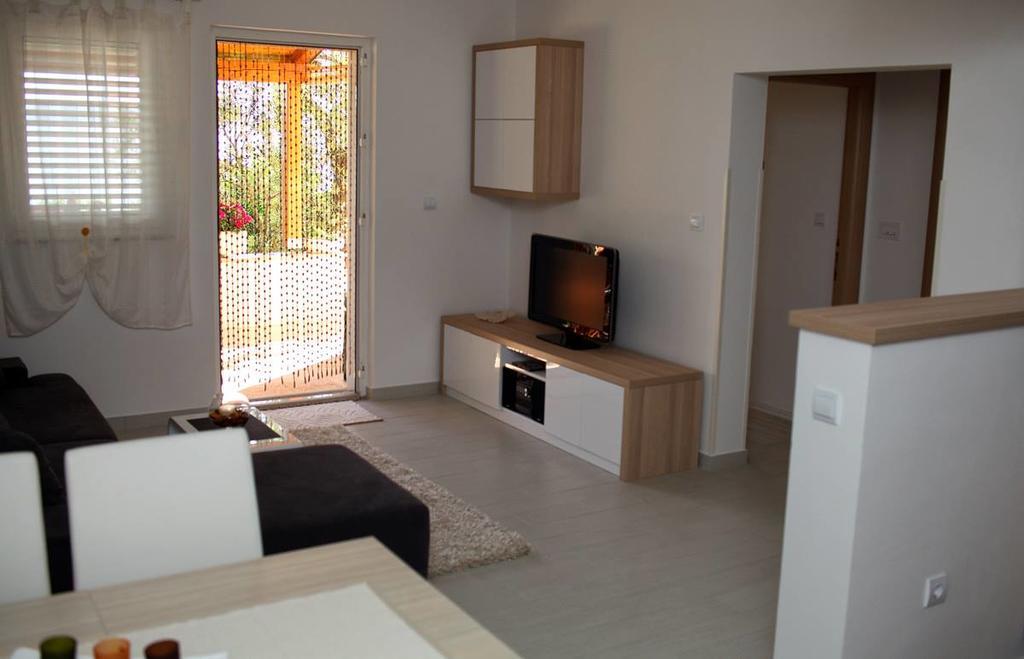 Apartman Mare Maslenica Exterior foto